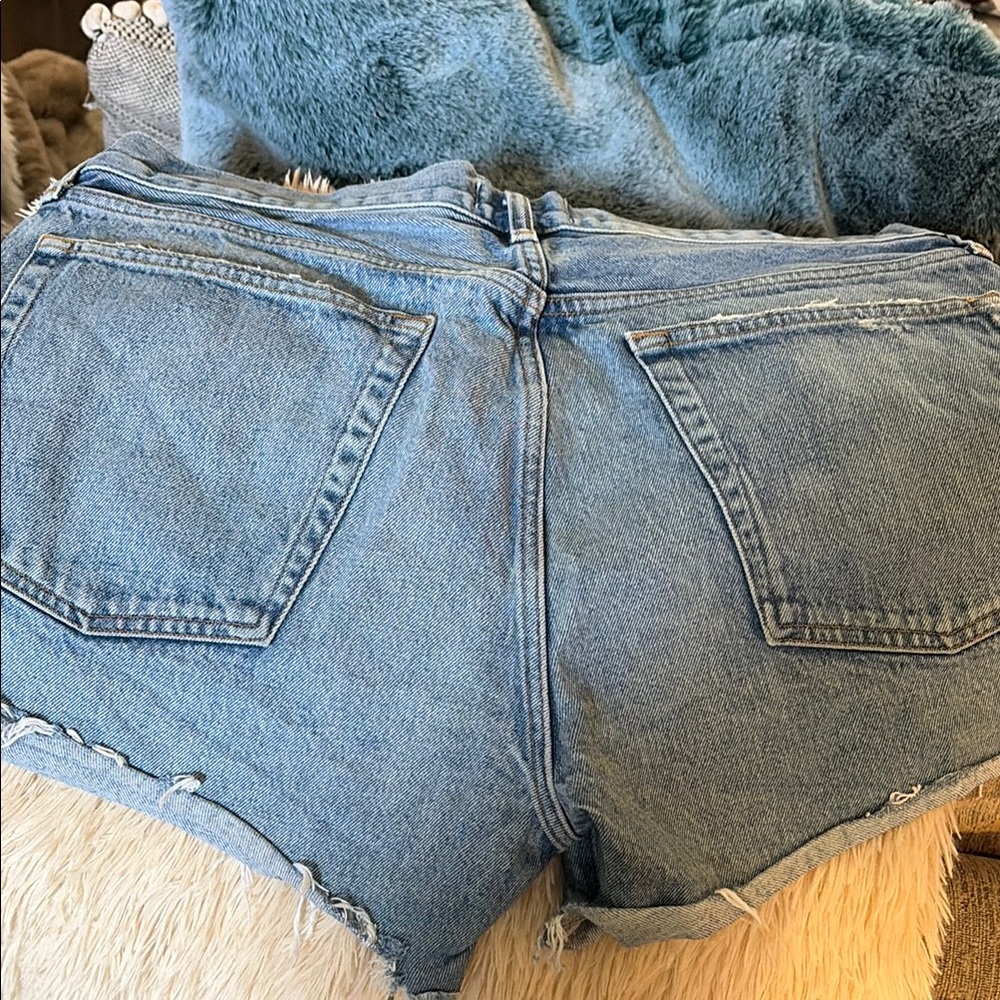 Agolde Parker Long Light Blue Denim Cutoff Shorts size 33 - Picture 6 of 8